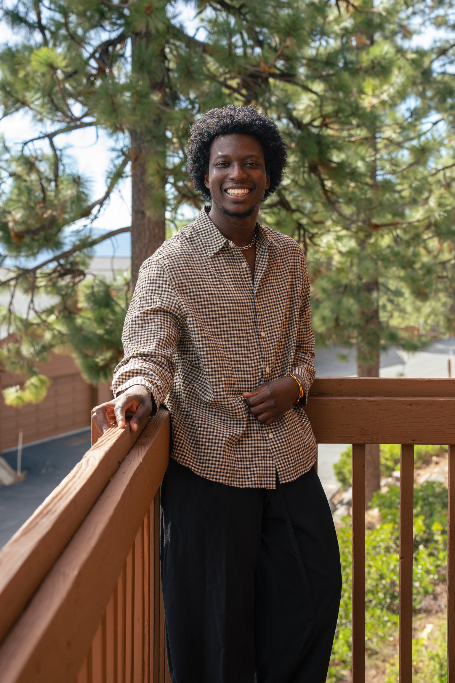 Tobi, founder of Bayrise Studio